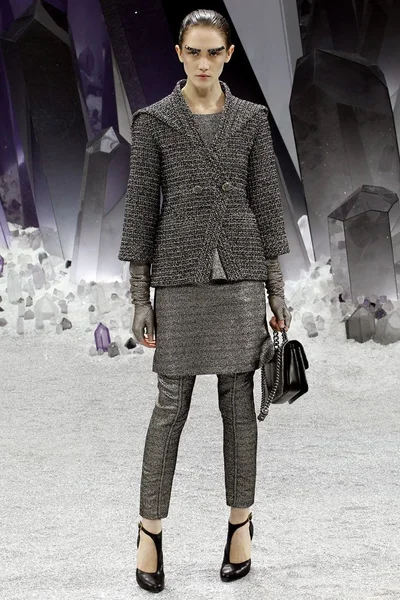 Look 42
